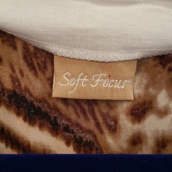 Soft Focus Open-faced Leopard Print Cardigan - Picture 8 of 8